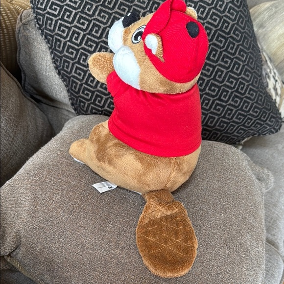Buc-ees The Beaver Brown & Red Plush Toy with red shirt & hat w/ logo, cute! - Picture 4 of 8